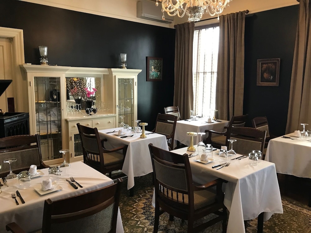 The Hygrade Inn - photo 36
