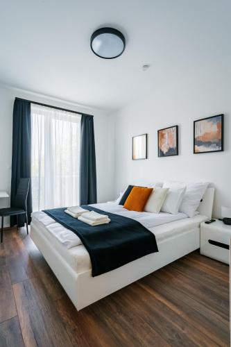 Fox Premium Apartment & Free Private Parking — 4-Star Luxury Hotel in Budapest, Hungary
