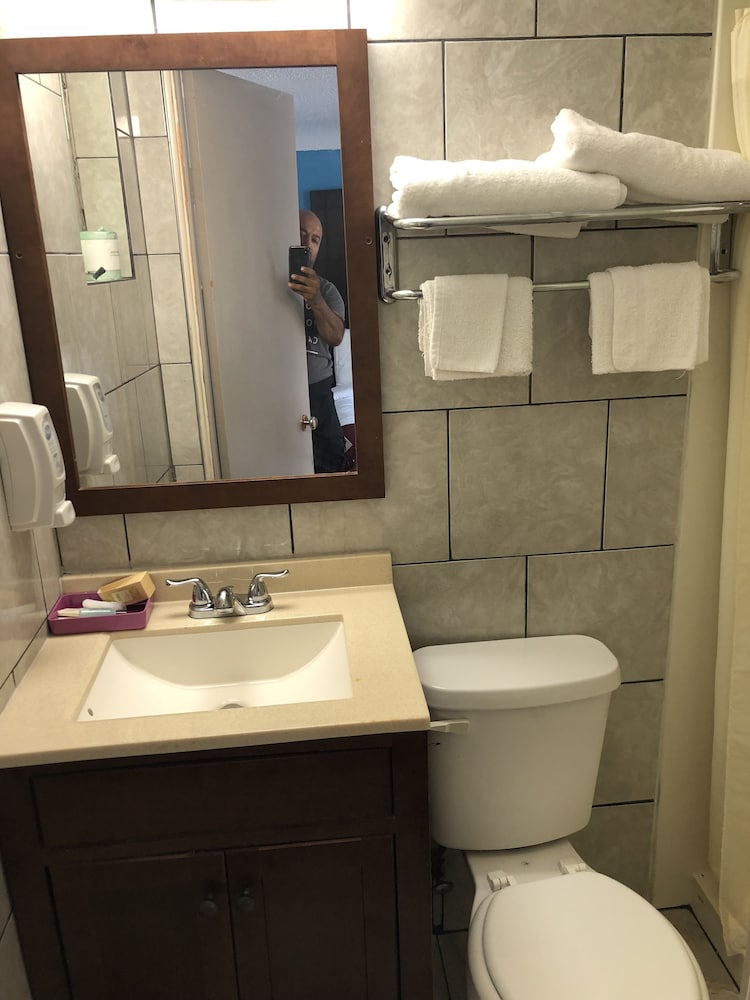 Gratiot View Motel - photo 50