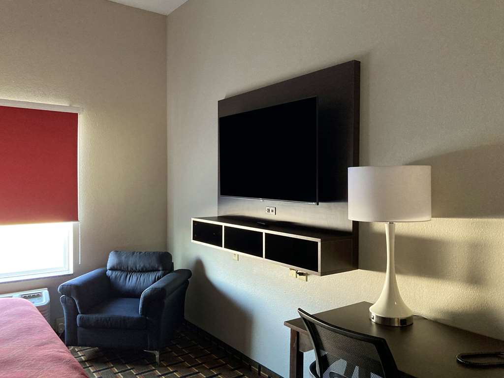 Econo Lodge Augusta West near Fort Gordon - photo 19