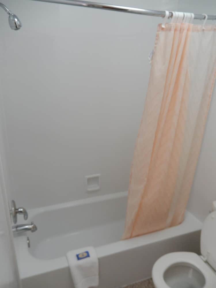 Townsman Motel - photo 20