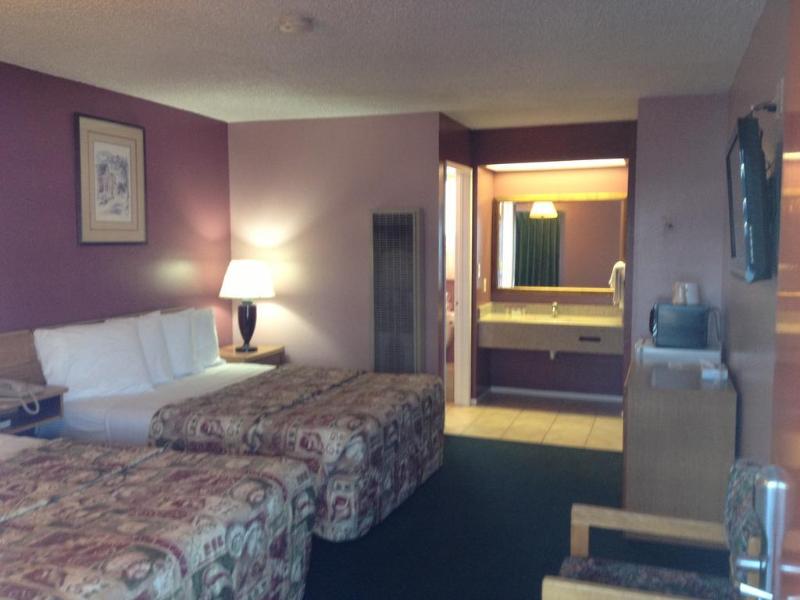 Blue Seal Inn - photo 6