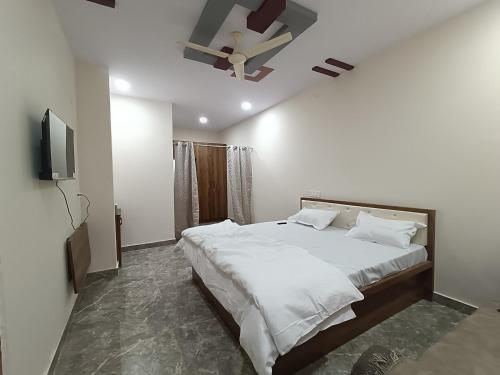 Rk Residency - last minute hotel in Kolhapur