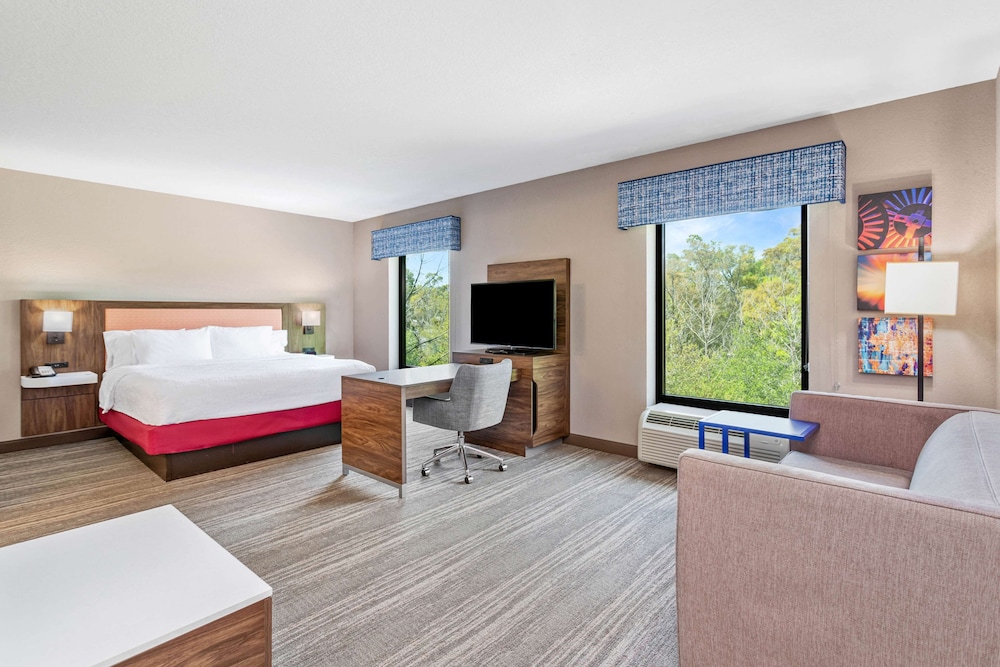 Hampton Inn & Suites Orlando Apopka - photo 40