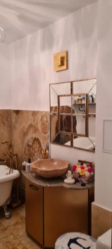 Apartament Stephen — 4-Star Luxury Hotel in Constanta, Romania