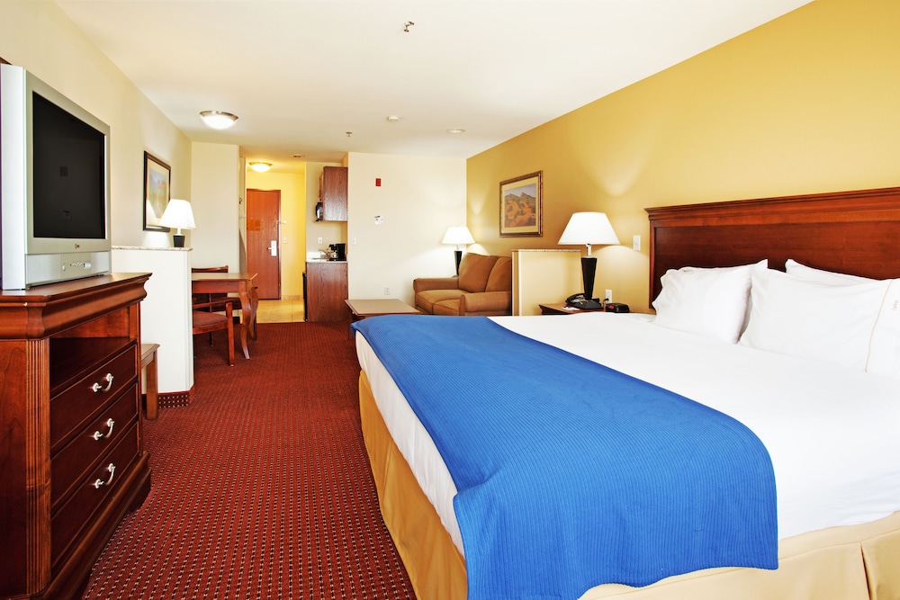 Holiday Inn Express & Suites Tooele by IHG - photo 9