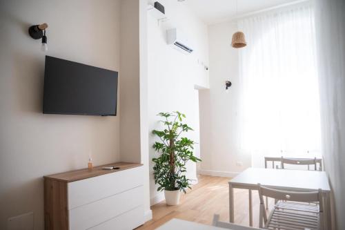 Rilievo in Venezia in Livorno, Italy