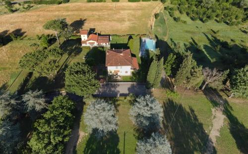 Residenza Paradisea — 4-Star Luxury Hotel in Arezzo, Italy