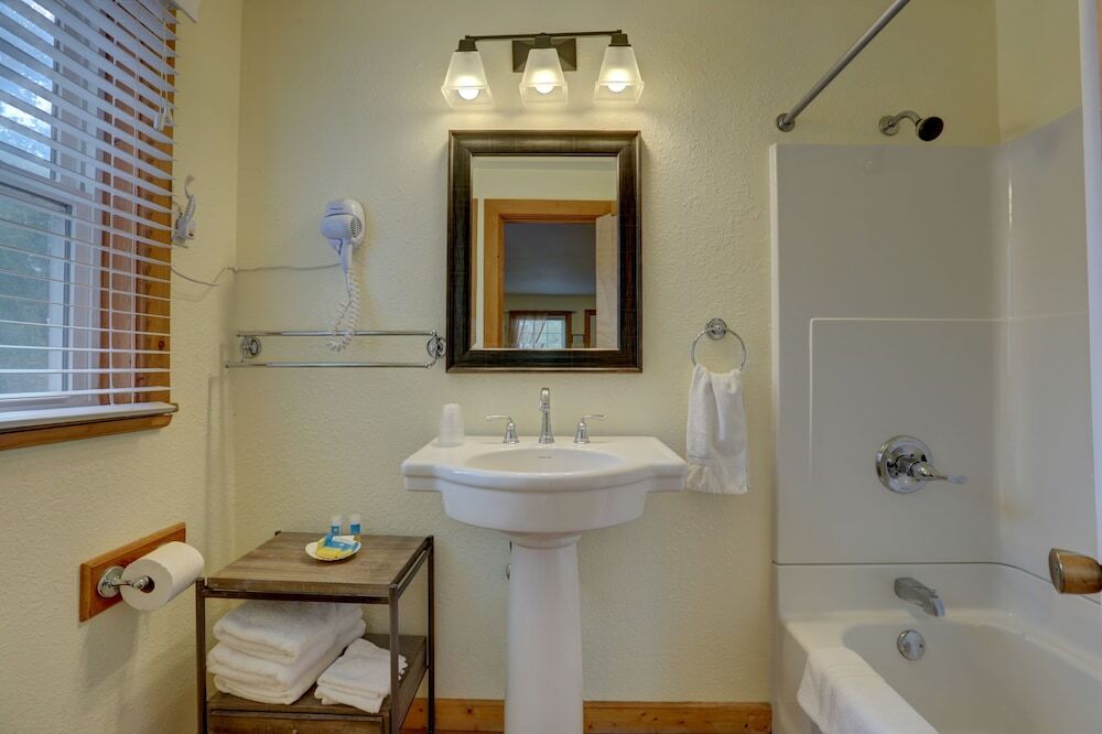 Cape Pines Motel - photo 14