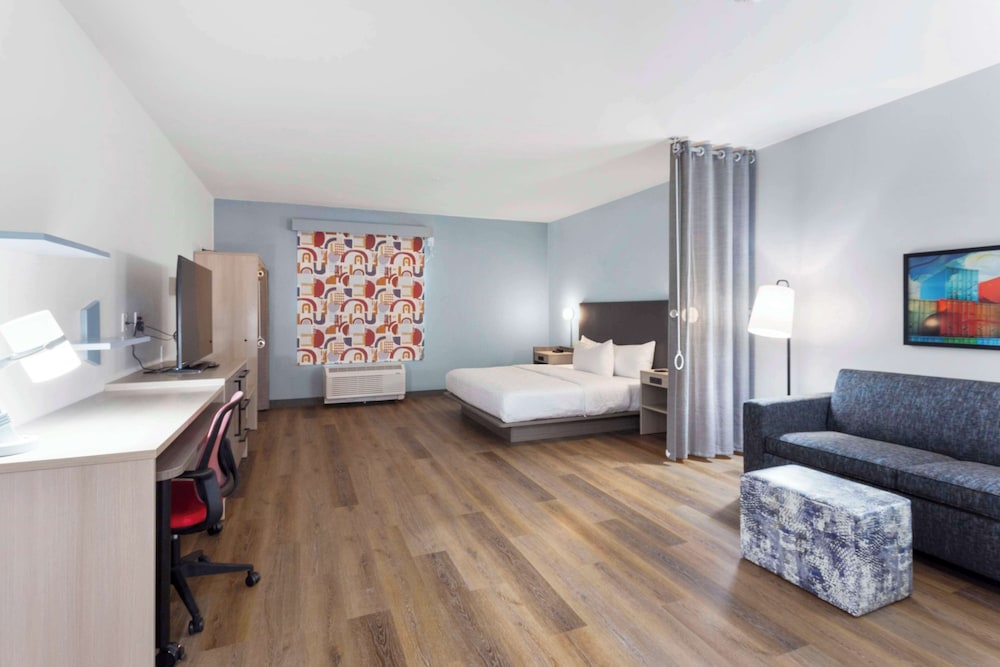 Home2 Suites By Hilton Lake Jackson - photo 7