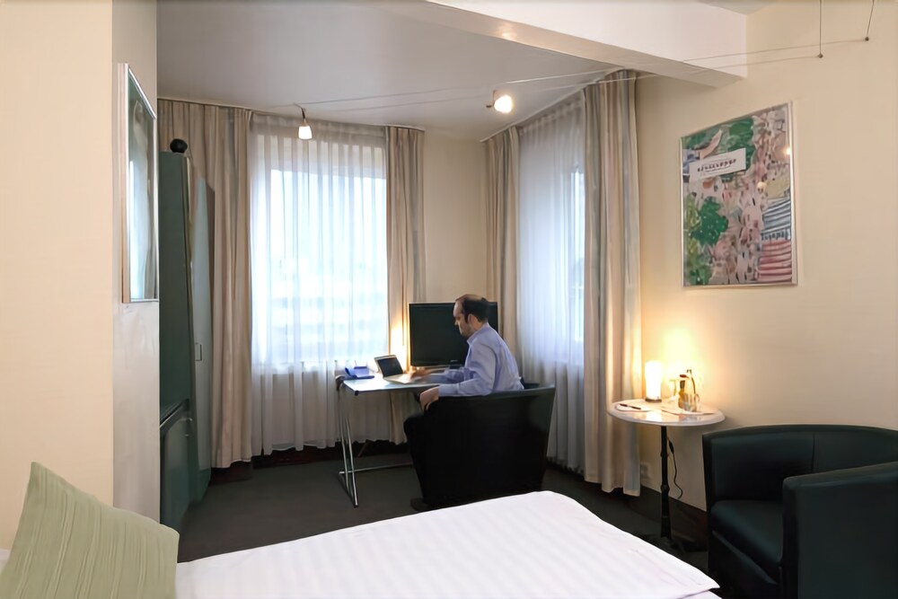In-Room Business Center