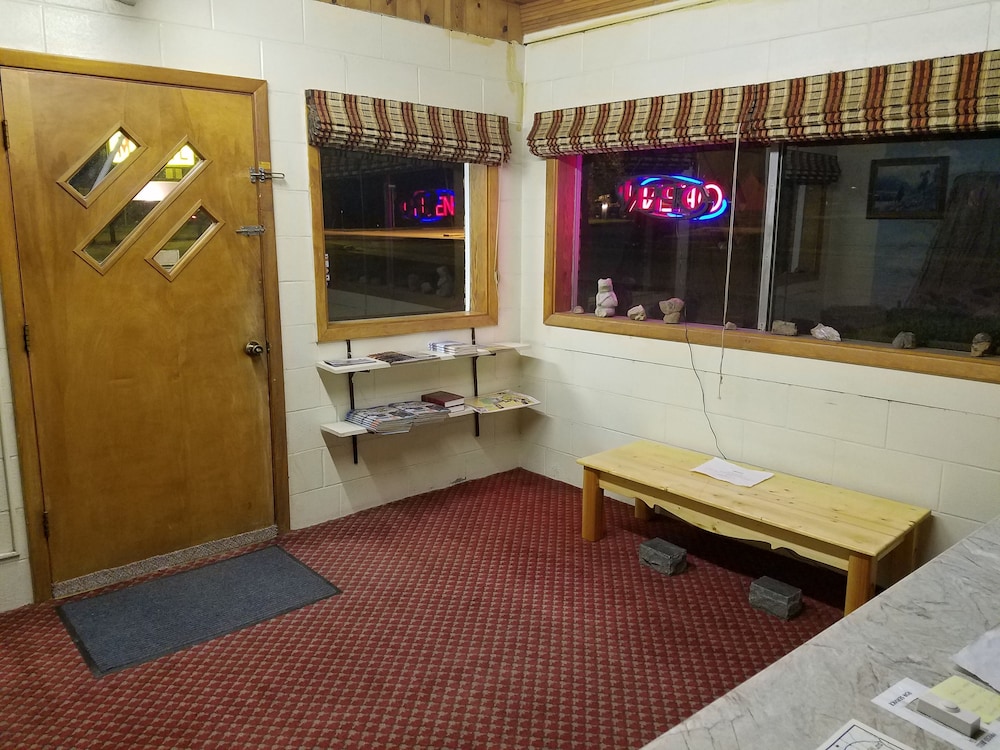 Moorcourt Motel - photo 2