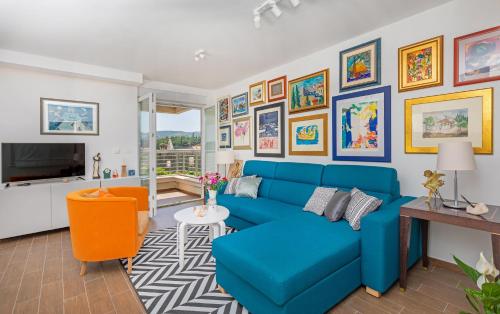 RozART river marina apartment with free parking