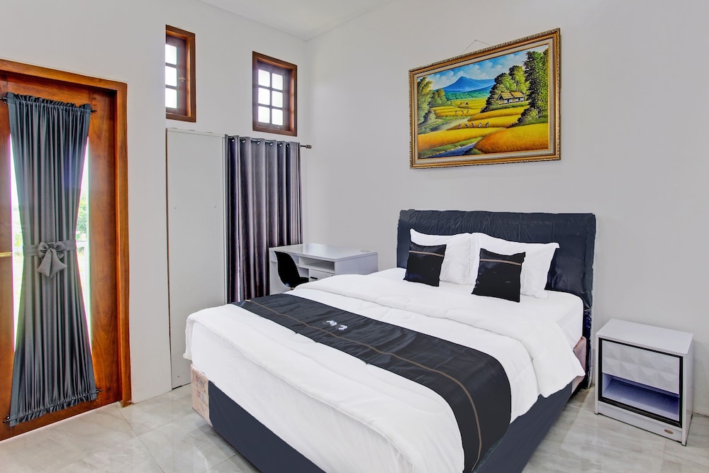 Collection O 91629 Ndalem Abhirama in Sleman, Indonesia