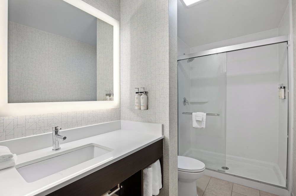 Holiday Inn Express & Suites Locust Grove by IHG - photo 20