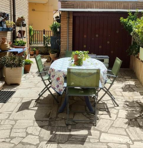 Alf E Ann B&B — 4-Star Luxury Hotel in Guidonia, Italy