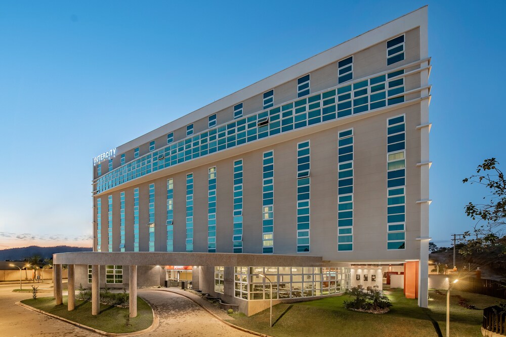 Intercity Itupeva — 4-Star Luxury Hotel in Itupeva, Brasil