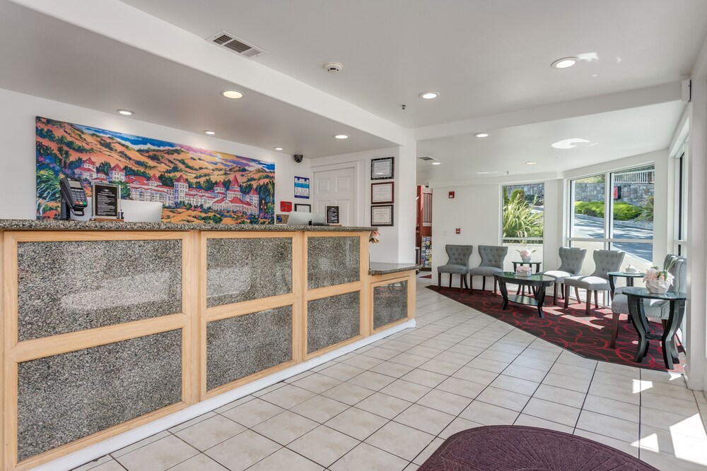 Pacifica Beach Hotel — Pacifica