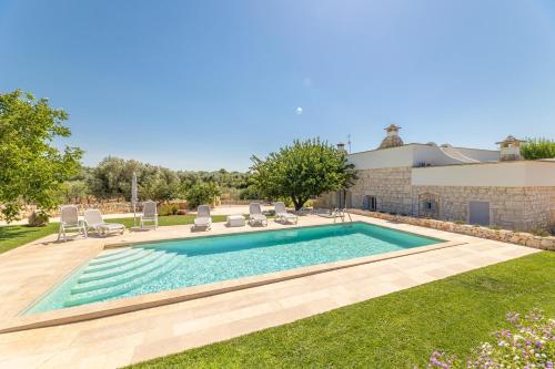Villa Camilla — 4-Star Luxury Hotel in Ostuni, Italy
