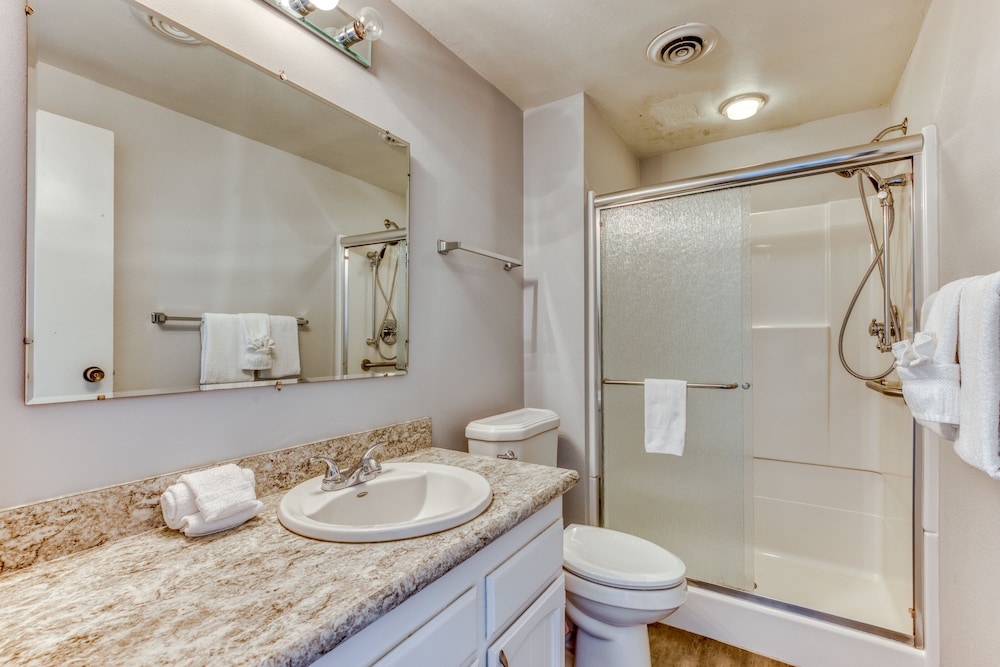 Sand & Sea Resort Condominiums - photo 859