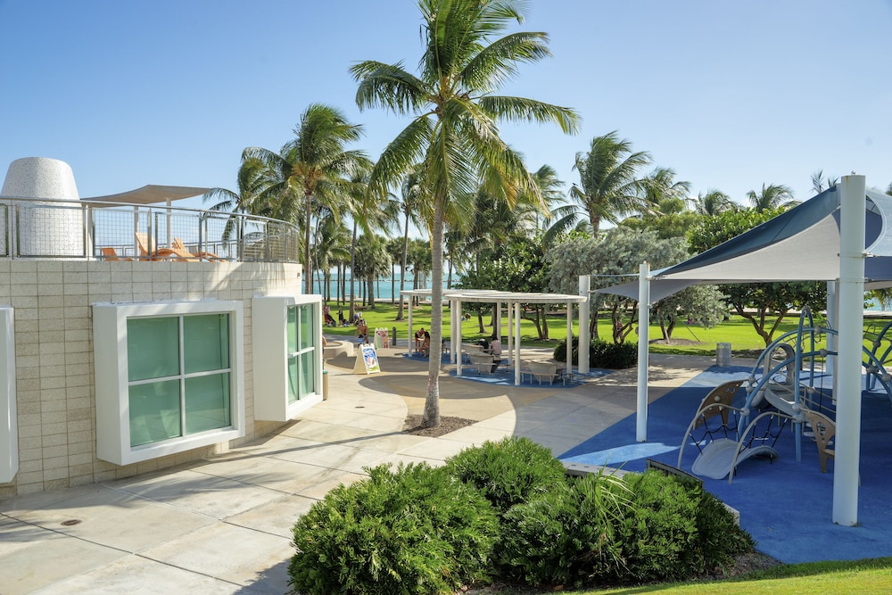 Greenview Hotel by Lowkl - photo 44