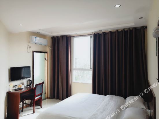 Jiayuan Inn — hotel in Zhushan