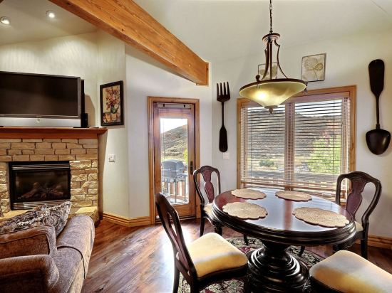 Abode On Lowell - photo 6