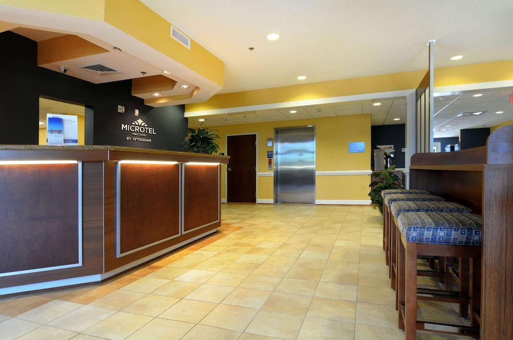 Microtel Inn & Suites by Wyndham Columbus Near Fort Benning - photo 6