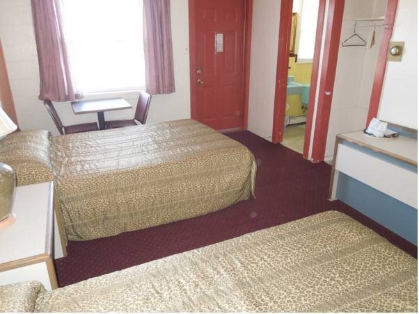 Taffy Motel - photo 10