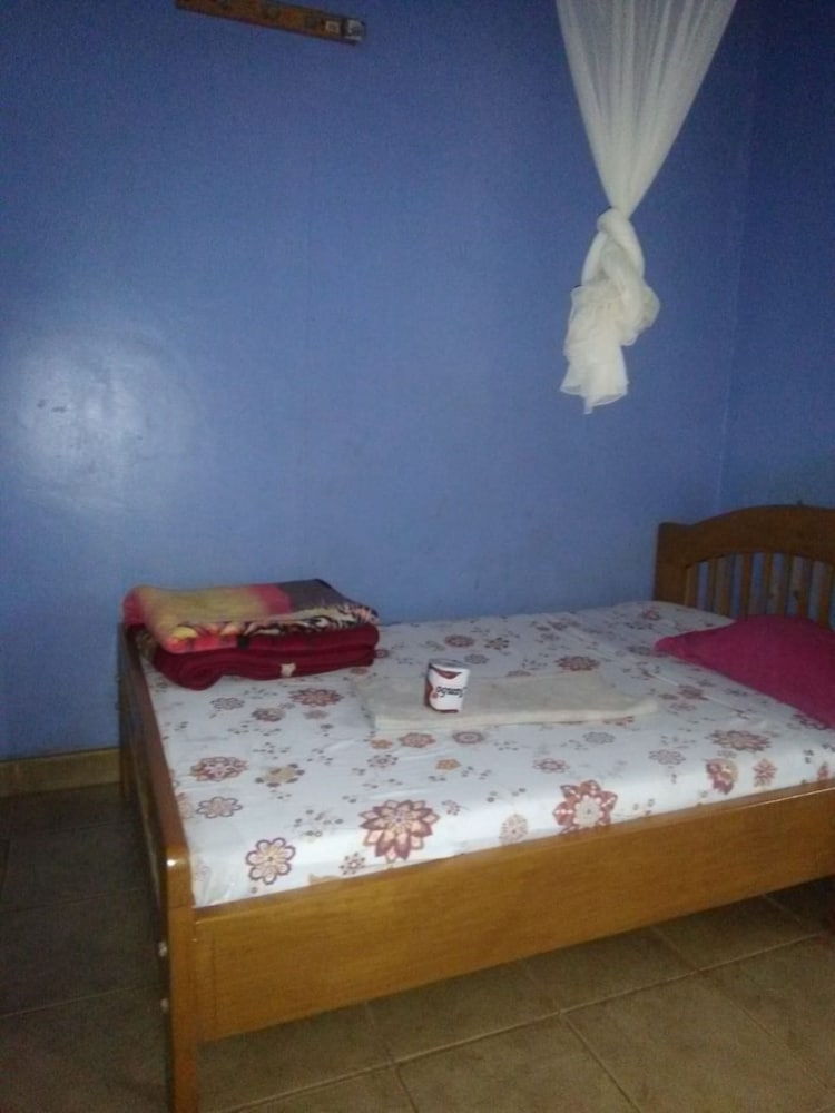 Dasar Comfort Hotel — Busia — photo 4
