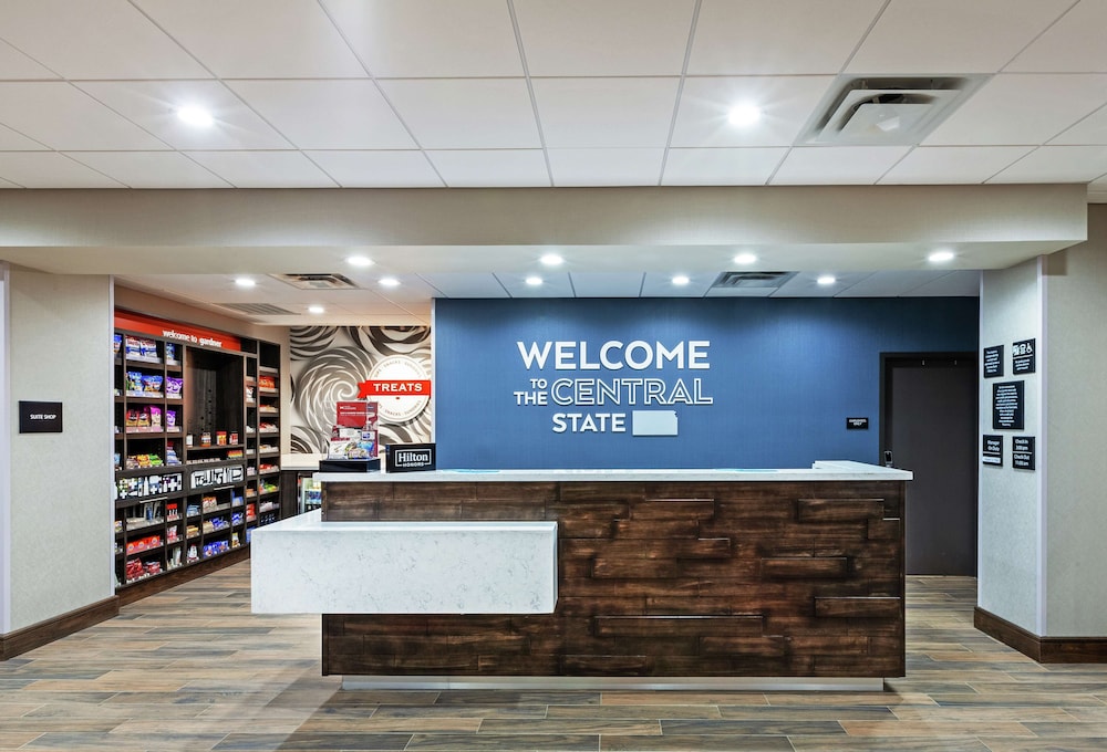 Hampton Inn Gardner Conference Center - photo 26