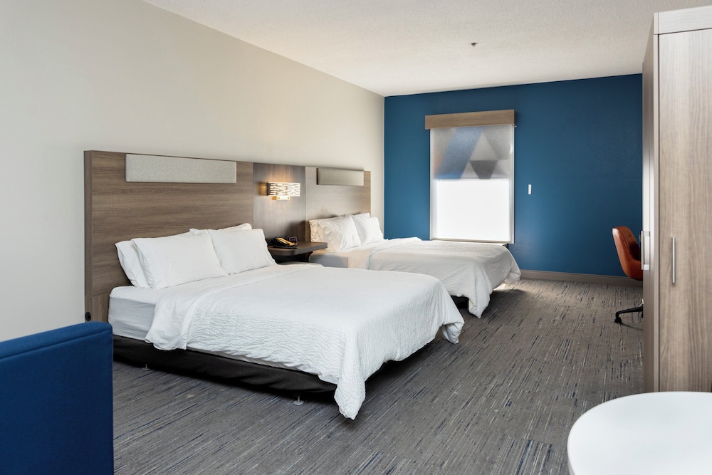Holiday Inn Express Hotel and Suites Marysville by IHG - photo 26