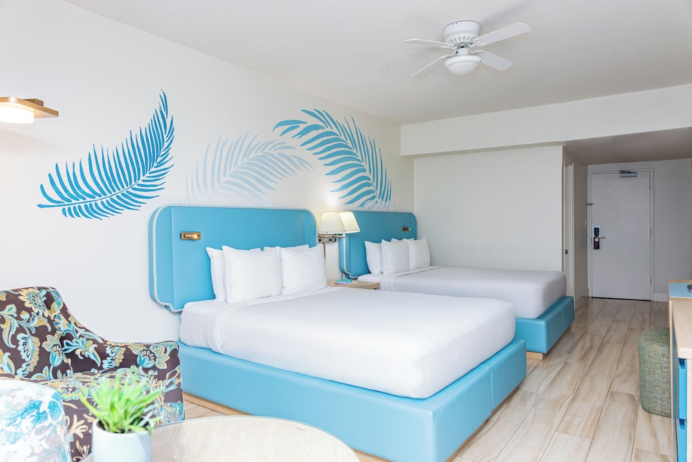 Sherry Frontenac Oceanfront Hotel - photo 30