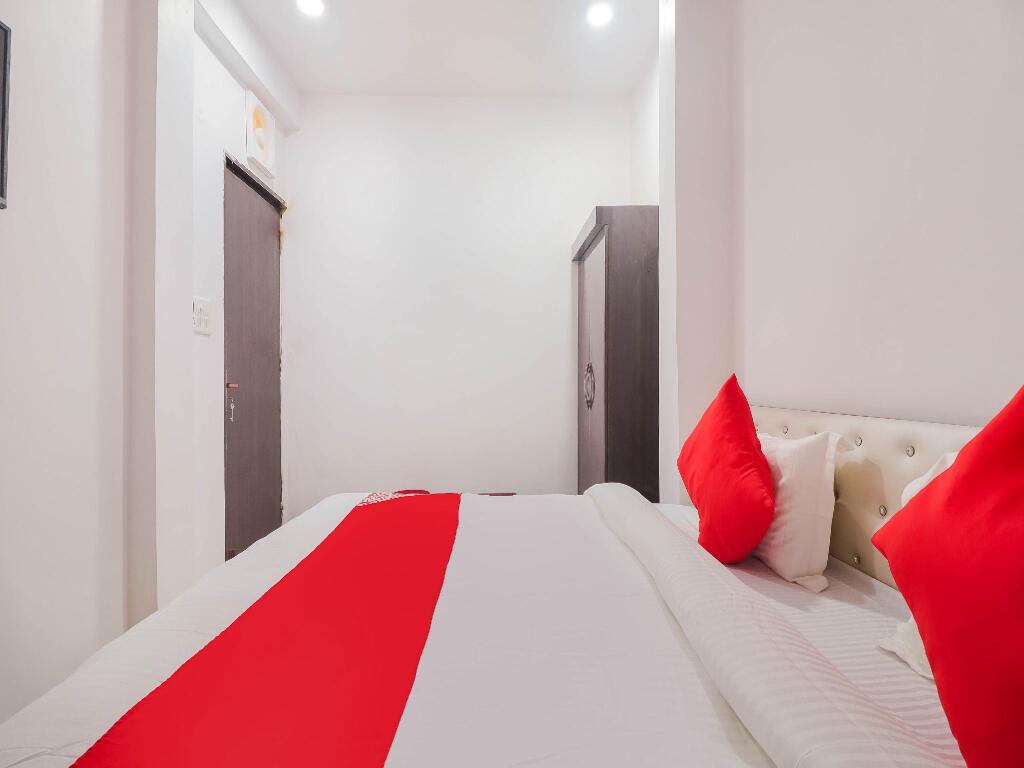 Hotel O Ck Inn - last minute hotel in Lucknow
