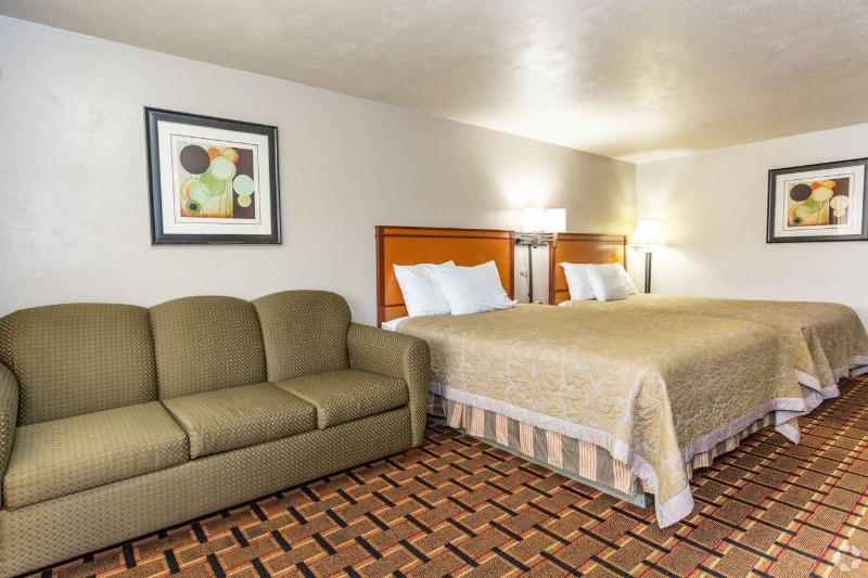 Anchor Bay Inn By OYO Reedsport - photo 17