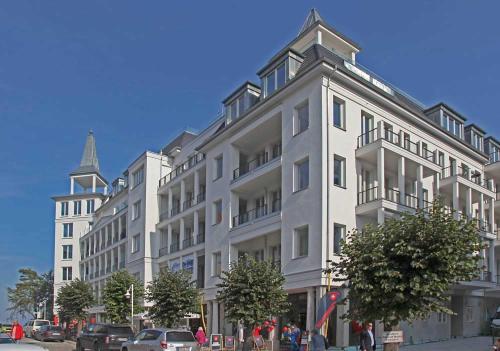 FIRST Sellin Ferienwohnung 2 3 — 4-Star Luxury Hotel in Ostseebad Sellin, Germany