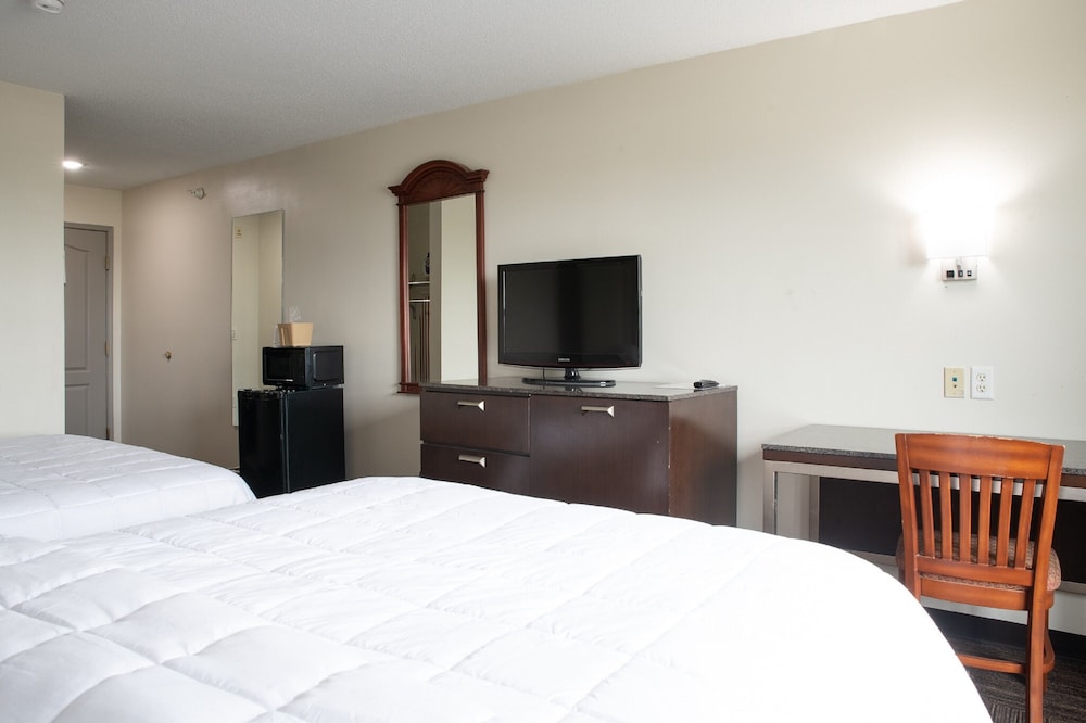 BlissPoint Inn & Suites - photo 18