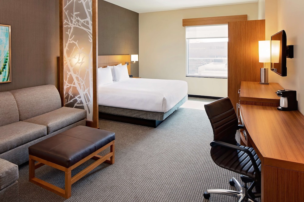 Hyatt Place Glendale Los Angeles - photo 18