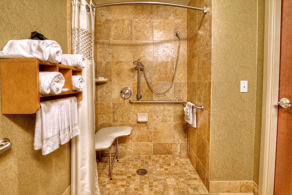 Hampton Inn & Suites Nashville Vanderbilt Elliston Place - photo 21