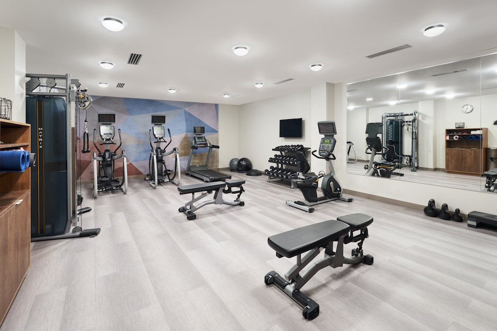 Candlewood Suites Asheville Downtown by IHG - photo 37