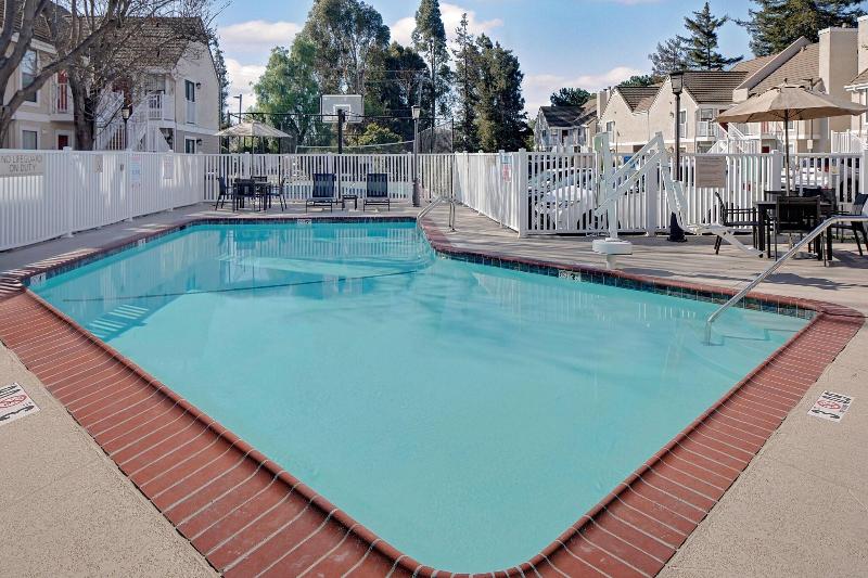 Residence Inn by Marriott Fremont Silicon Valley - photo 41