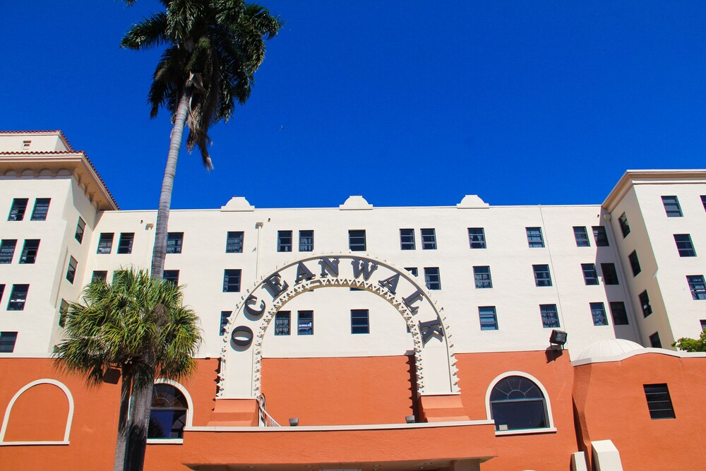Historic Hollywood Beach Resort - photo 20