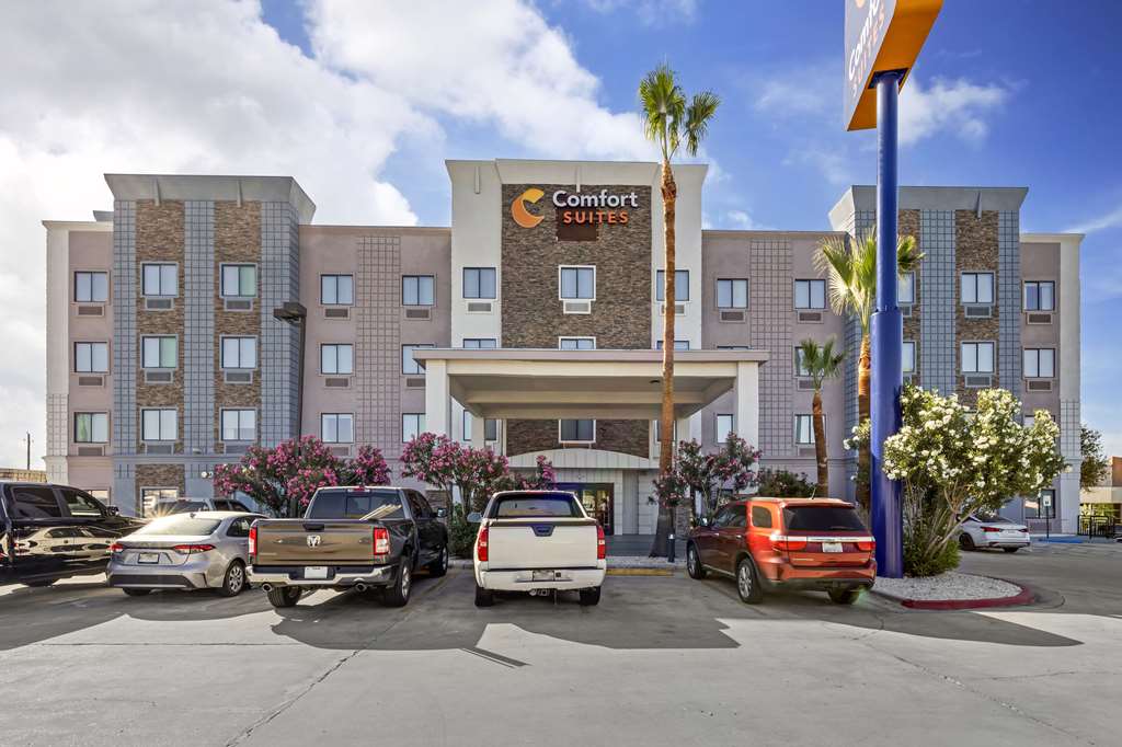 Comfort Suites Laredo Nuevo Laredo in Laredo, United States