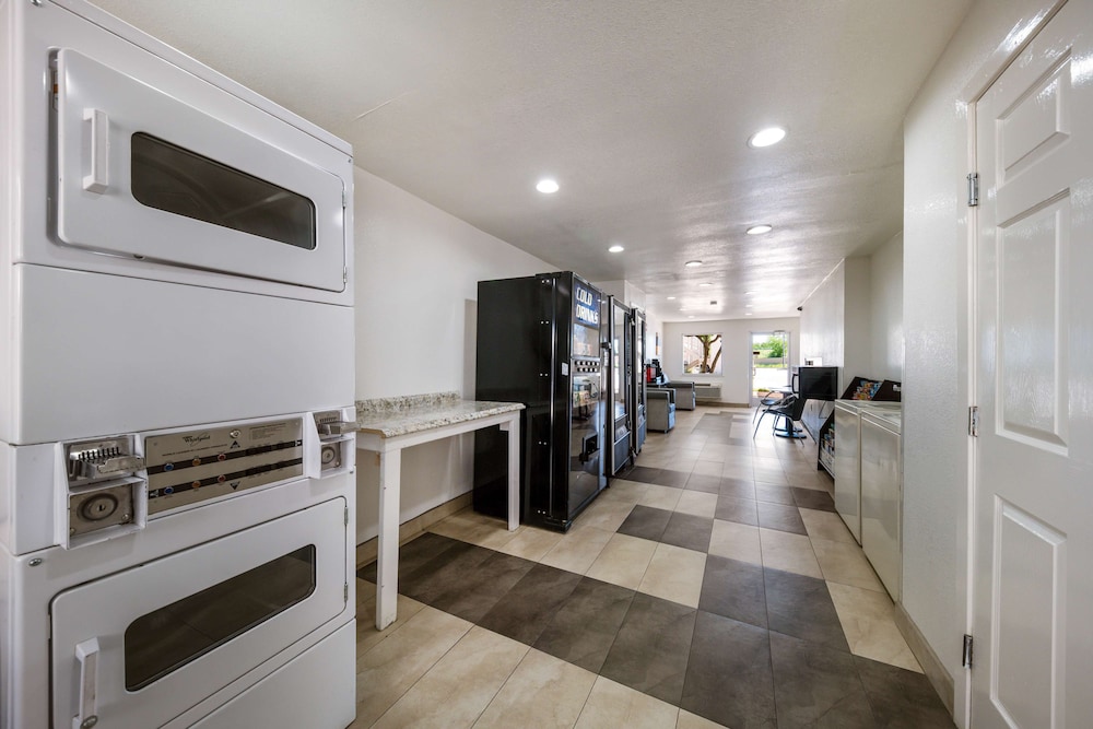 Motel 6 Dallas TX Farmers Branch - photo 24