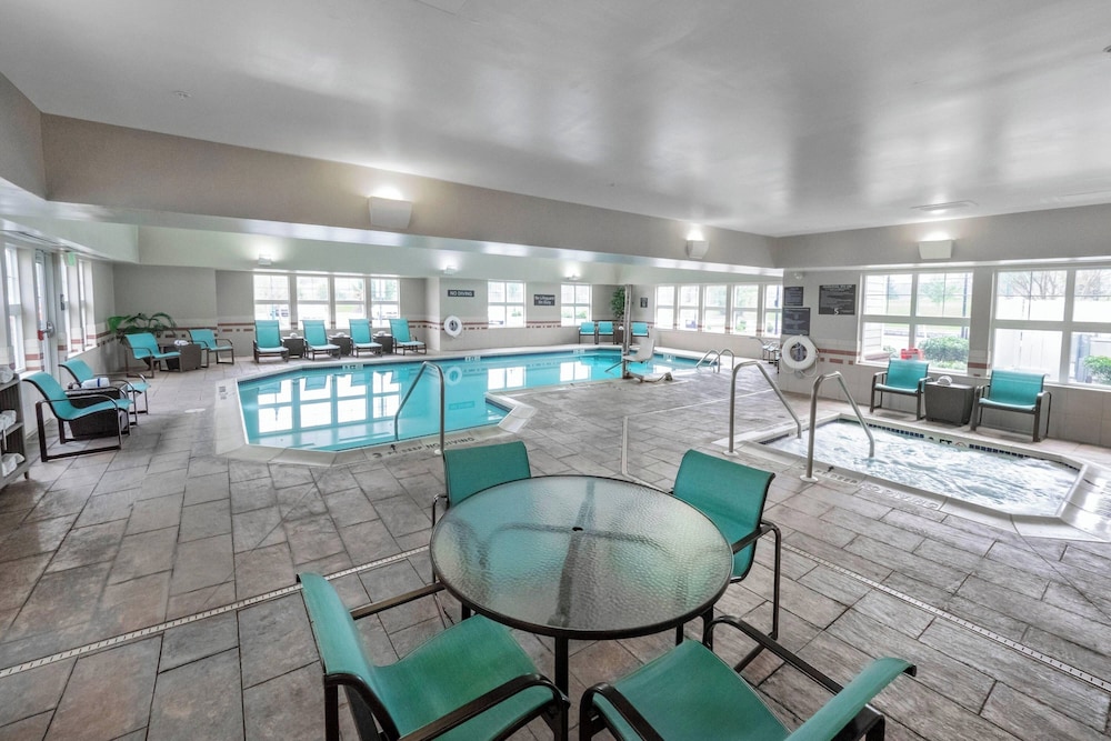 Residence Inn by Marriott Hazleton - photo 26