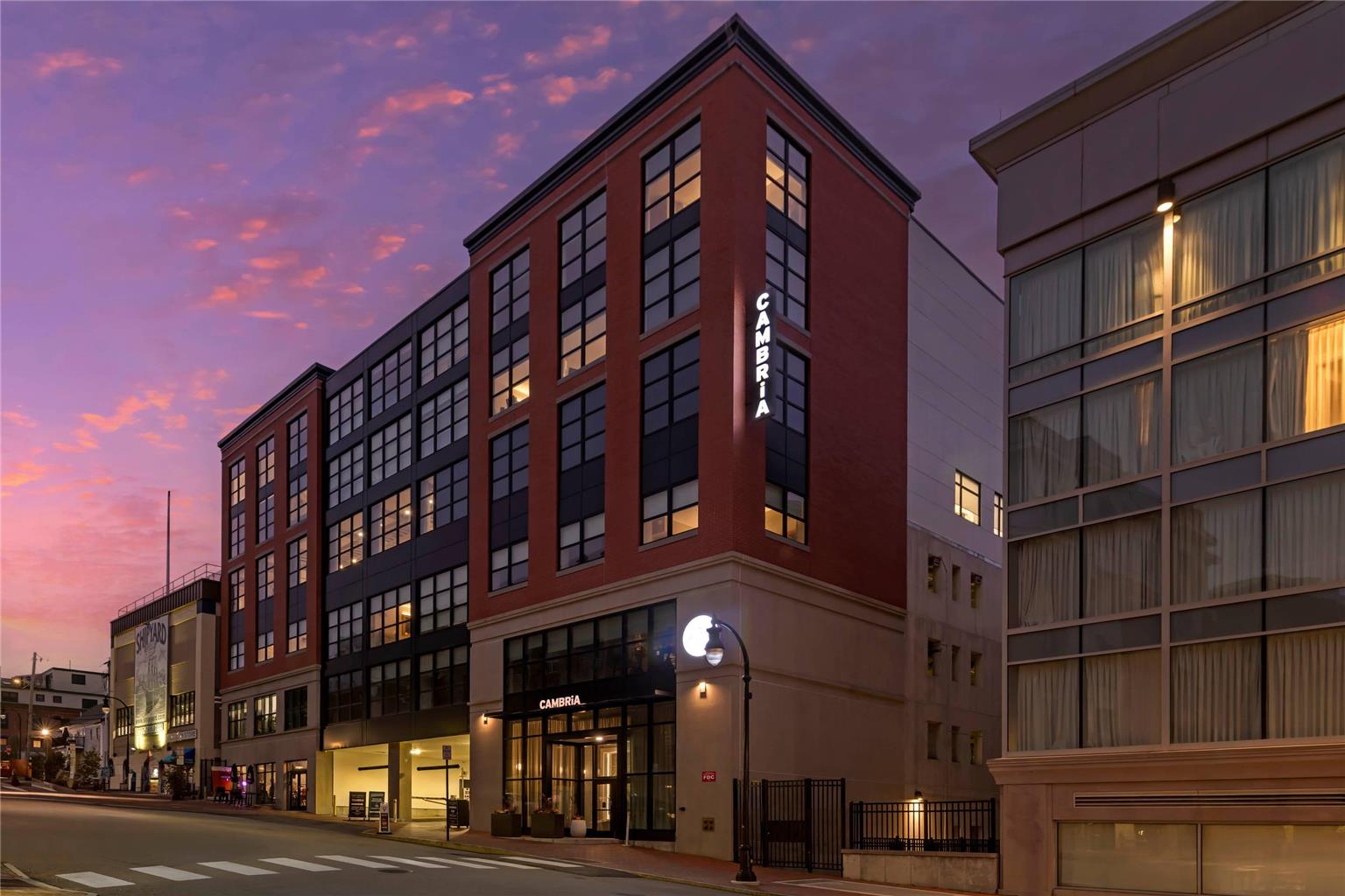 Cambria Hotel Portland Downtown Old Port - photo 7