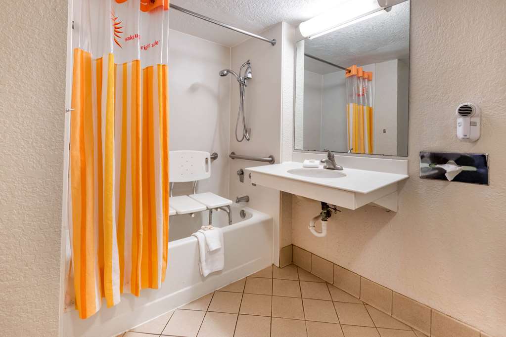 La Quinta Inn by Wyndham Amarillo West Medical Center - photo 11