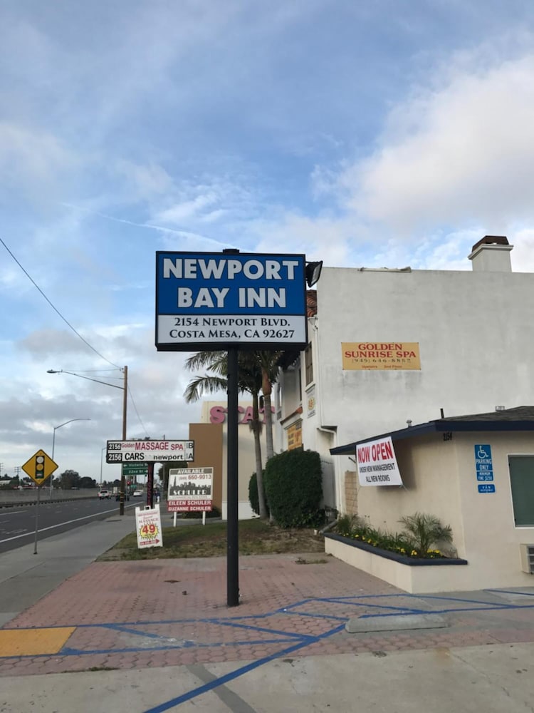 Newport Bay Inn - photo 25