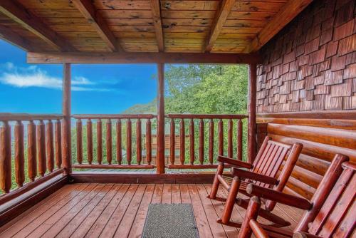 Eagles View Free Attraction Tickets Breathtaking Mountain Views Hot Tub WIFI - photo 45