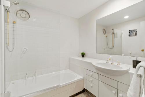 Queenstown Haven Queenstown Holiday Home — 4-Star Luxury Hotel in Queenstown, New Zealand